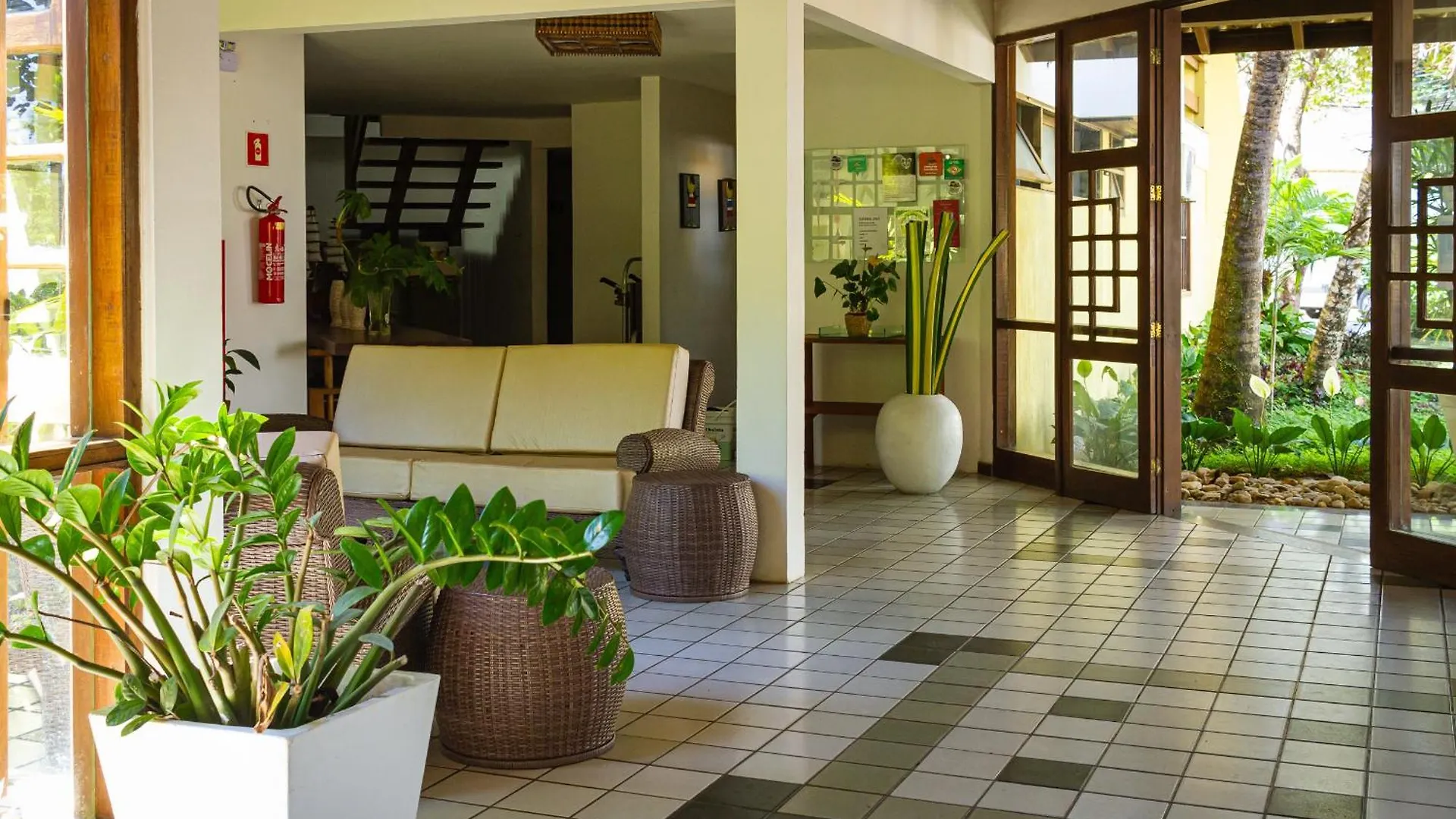 Arraial Bangalo Praia Hotel Порту-Сегуру 4*,  Бразилия